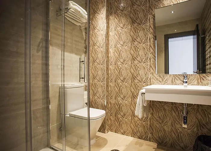 Barcelona 3* サラマンカ